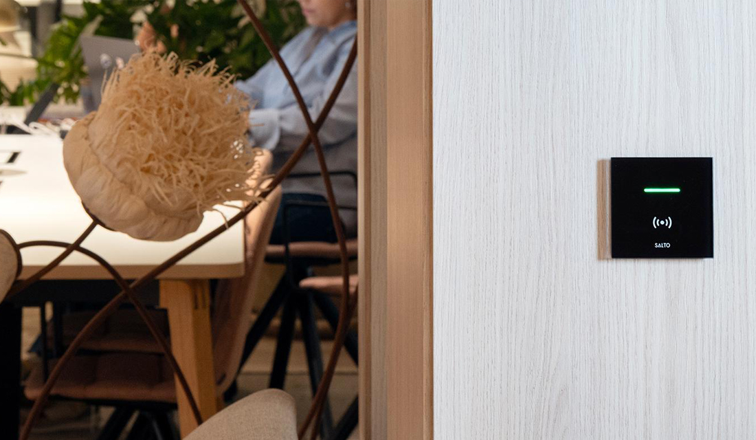 control de accesos coworking loom